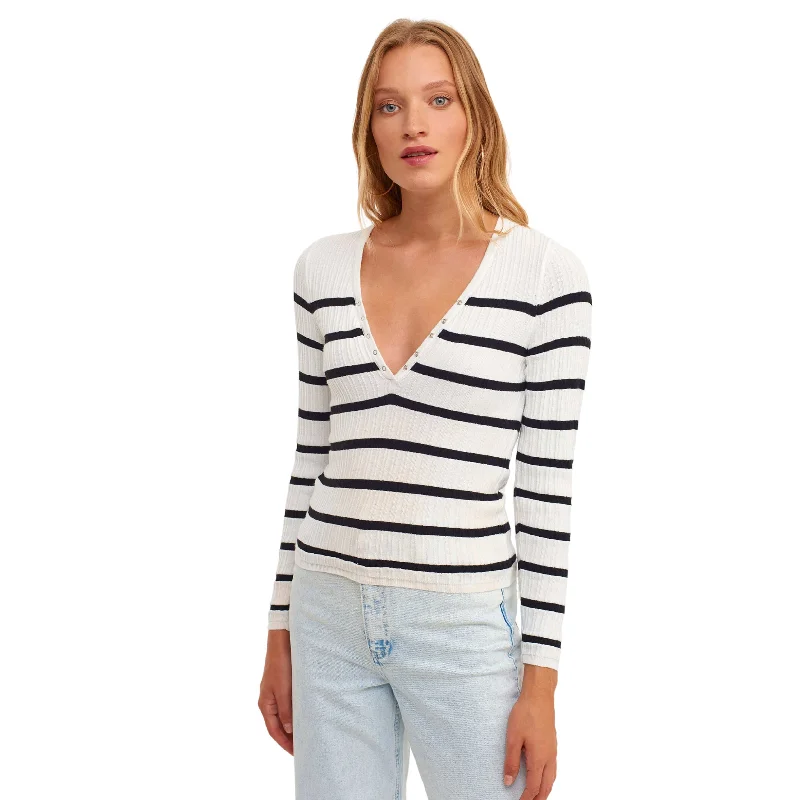 OXXO - Striped V Neck Sweater Fleece Sweater Nylon Polyester