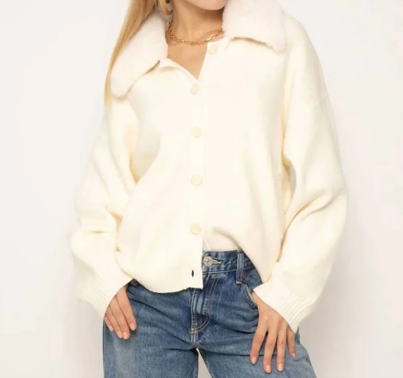Nola Fur Collared Oversize Cardigan In Winter White Knit Fabric Woven Fabric Fleece Fabric Nola Fur Collared Oversize Cardigan In Winter White Knit Fabric Woven Fabric Fleece Fabric