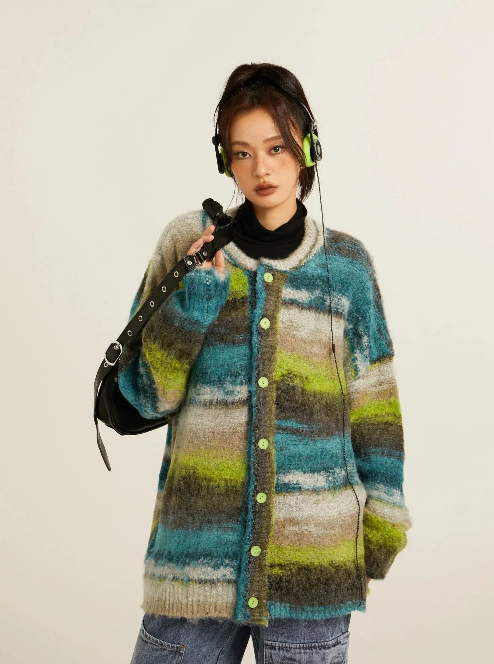 Contrast Striped Crewneck Cardigan Sweater Chenille Fabric Brocade Fabric Lace Fabric Contrast Striped Crewneck Cardigan Sweater Chenille Fabric Brocade Fabric Lace Fabric