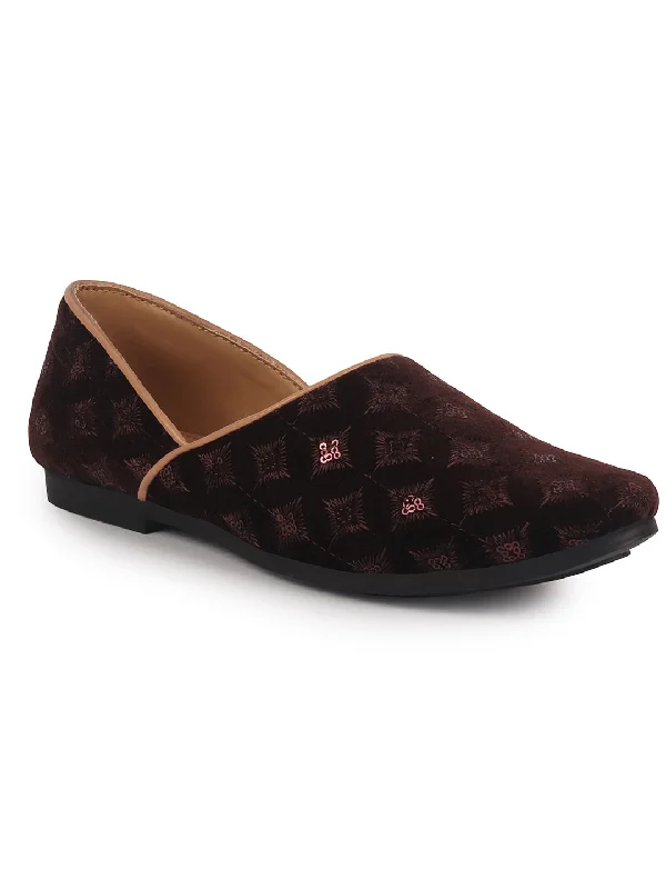 Men Brown Embroidery Sequin Ethnic Half Cut Slip On Juttis and Mojaris for Wedding|Slip-On For Nehru Jackets|Traditional Sherwani Shoes Nylon Fabric Polyester Fabric Spandex Fabric Men Brown Embroidery Sequin Ethnic Half Cut Slip On Juttis and Mojaris for Wedding|Slip-On For Nehru Jackets|Traditional Sherwani Shoes Nylon Fabric Polyester Fabric Spandex Fabric
