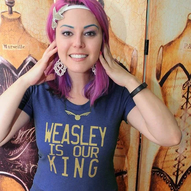 WEASLEY KING Women/Junior Fitted T-Shirt Lace Blend Ribbed Blend Corduroy Blend